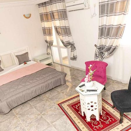 Residence Les Camelias ตาบาร์กา ภายนอก รูปภาพ