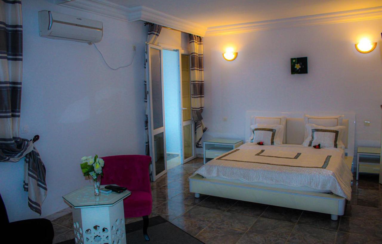 Residence Les Camelias ตาบาร์กา ภายนอก รูปภาพ